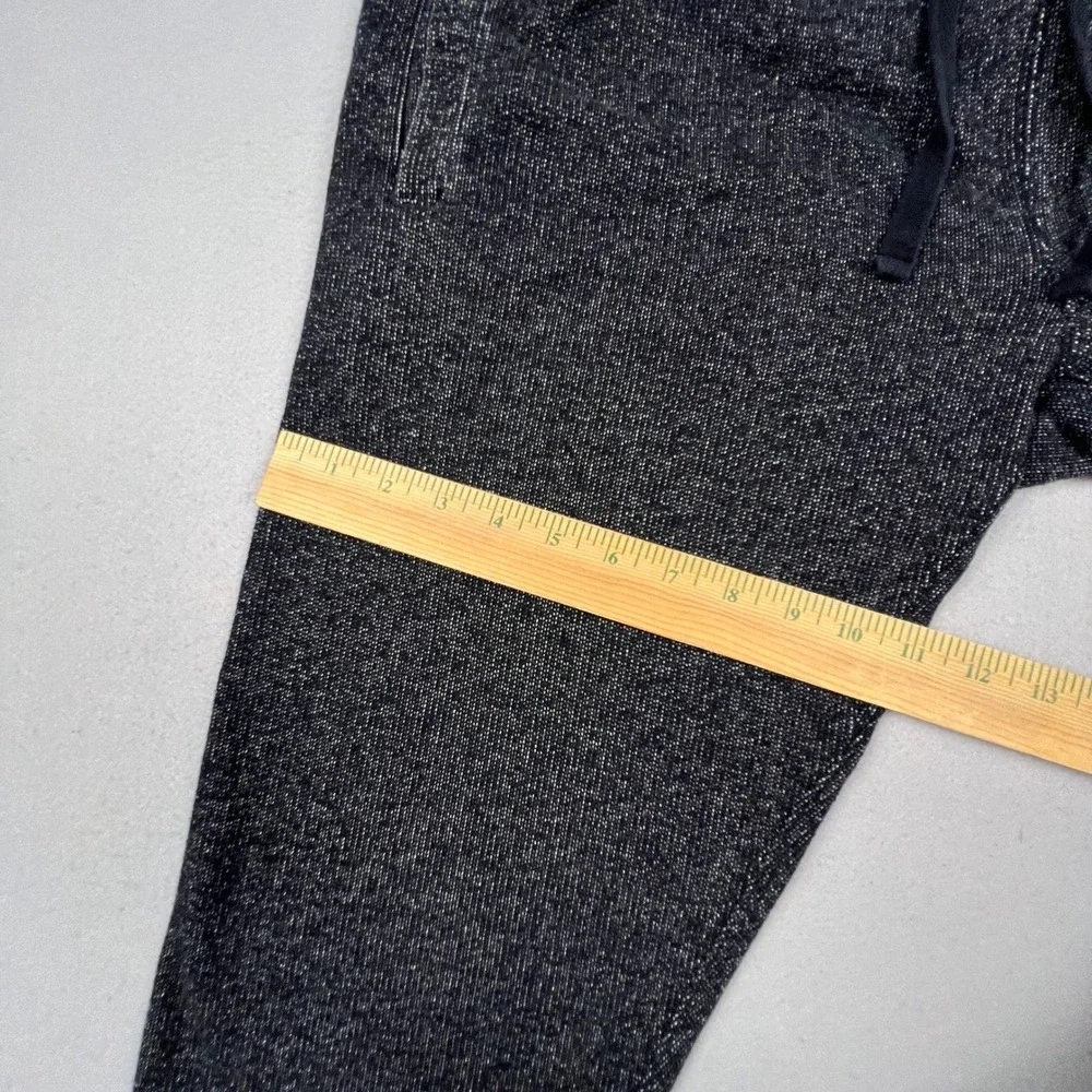 Roots sweatpants dark